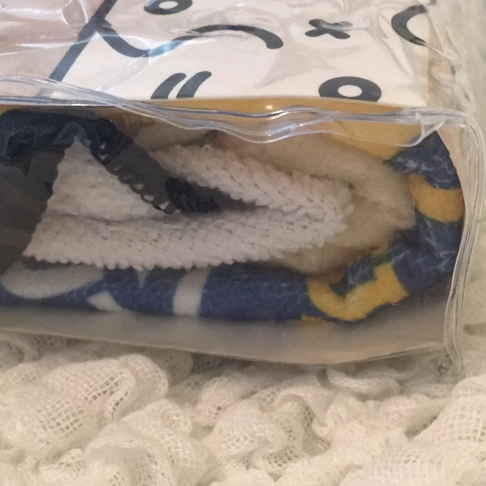 ๐ Banana Beach Blanket ๐ - Picture 6 of 8